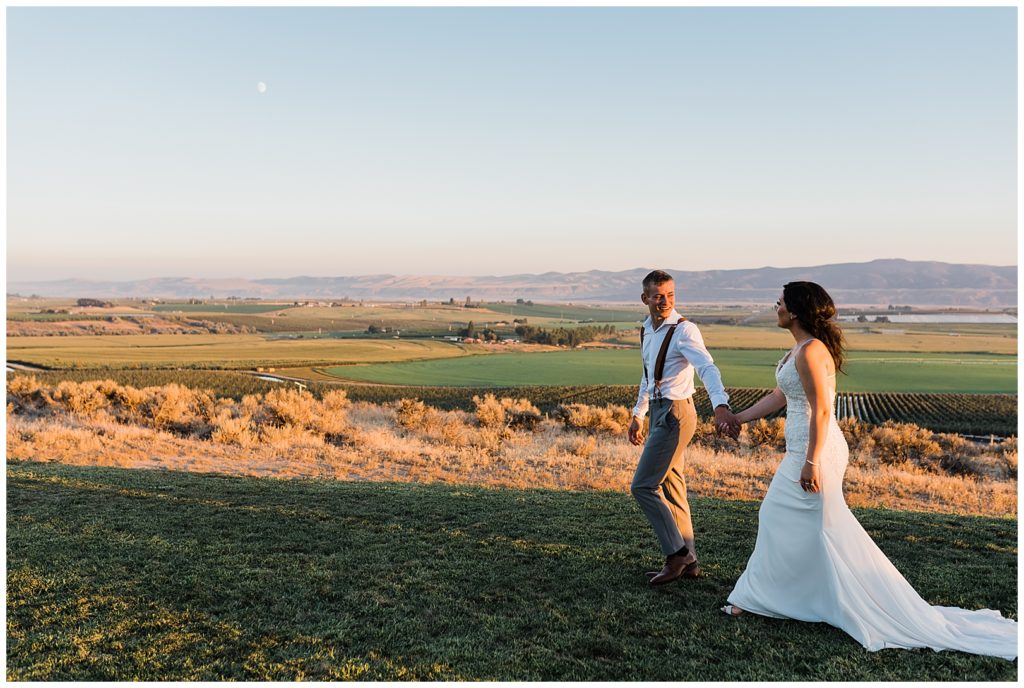 Moses Lake Wedding Venue Frenchman Hills Barn - tiffanysukolaimagery.com Moses Lake Wedding Venue Frenchman Hills Barn - tiffanysukolaimagery.com